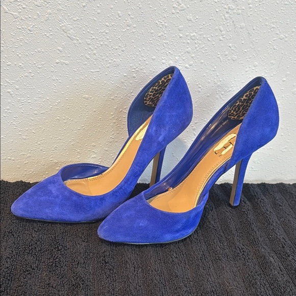 BCBG Blue High Heels with D'Orsay Cut - Picture 1 of 7